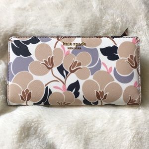 NWT Kate Spade Large Bifold Wallet